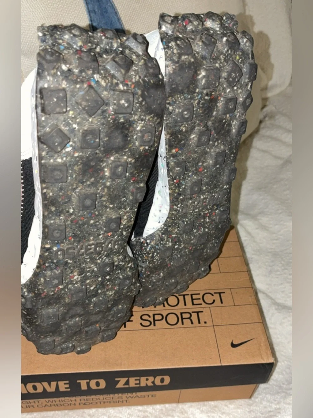 Nike Waffle Racer Crater - Black & White with Speckled Sole - Picture 8 of 9